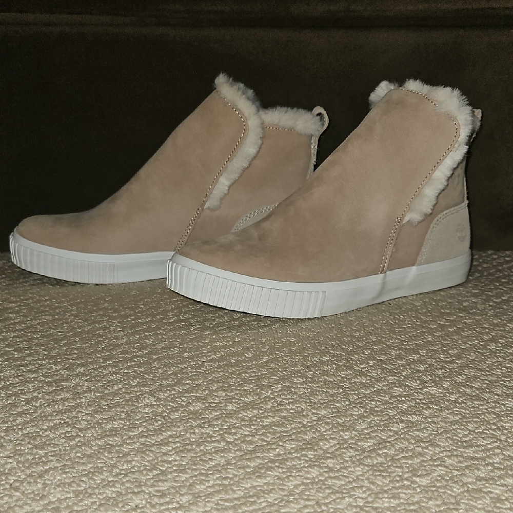 Timberland Tan and White Sneakers for Everyday Comfort